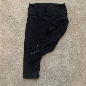 Lululemon Cropped Compression Pants